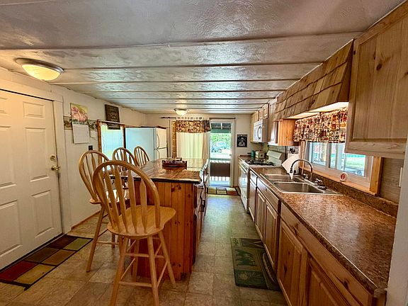 5th image of 345 Brown Benoit Rd