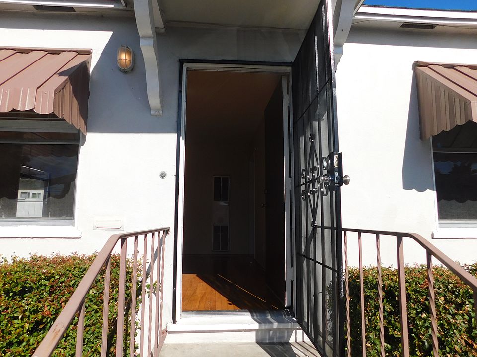 1st image of 3830 36th St