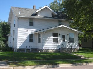 857 Bradley Ave, Gibbon, MN 55335