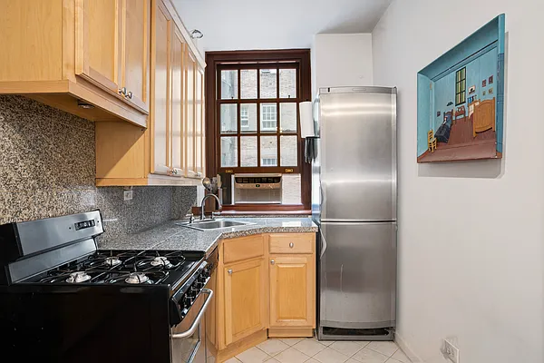 Sold by Douglas Elliman | media 2
