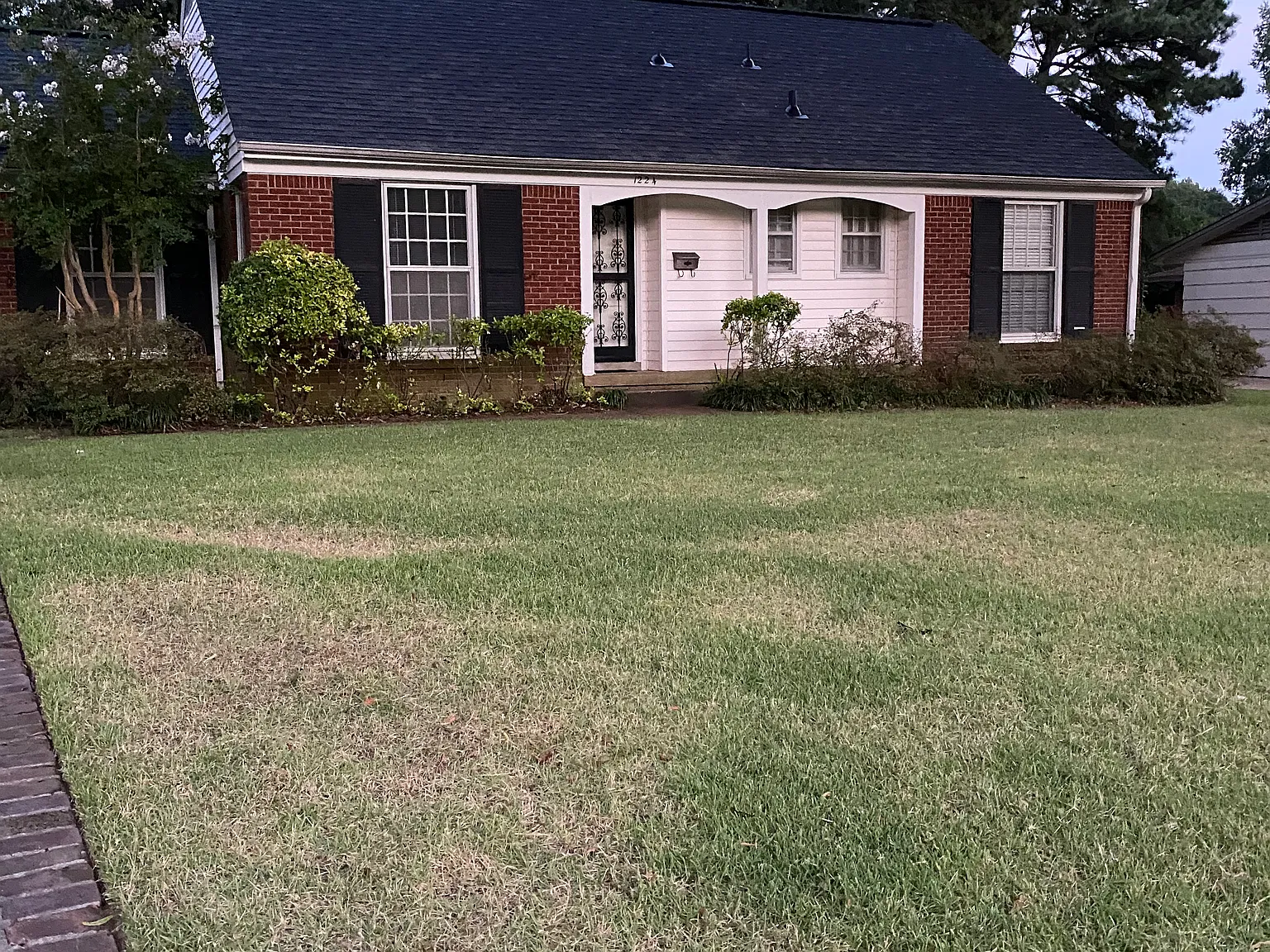 3 bed, 1735 sqft, $1,895 — Photo 1
