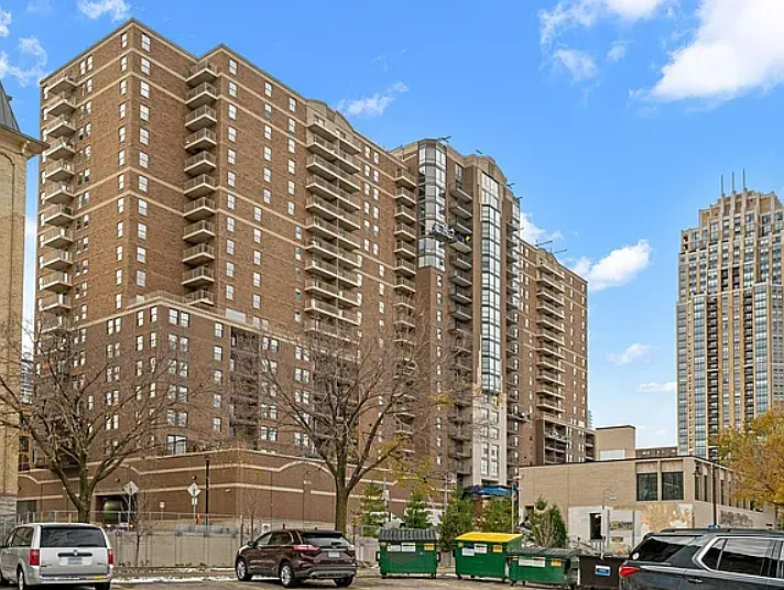 401 S 1st St #921 — Photo 34