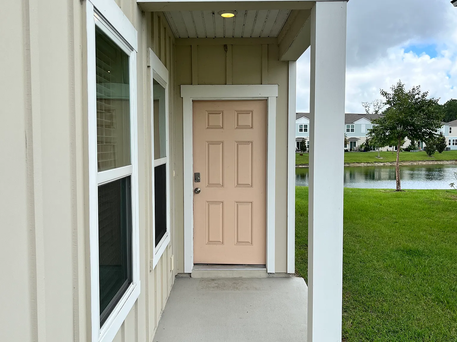 3 bed, 2.5 bath, 1502 sqft, $1,950 — Photo 4