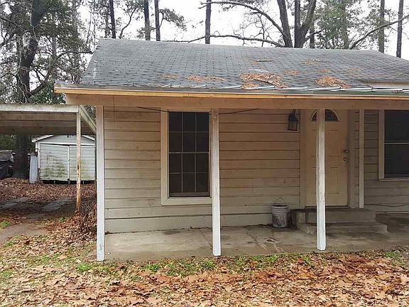 2nd image of 551 3rd St