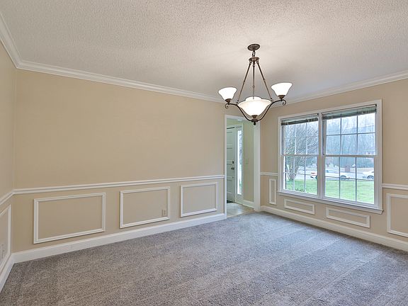5th image of 125 Saddlehorn Ct