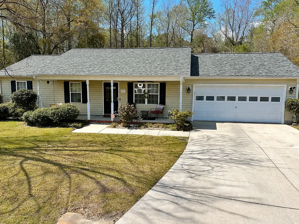 203 Stockton Ct
