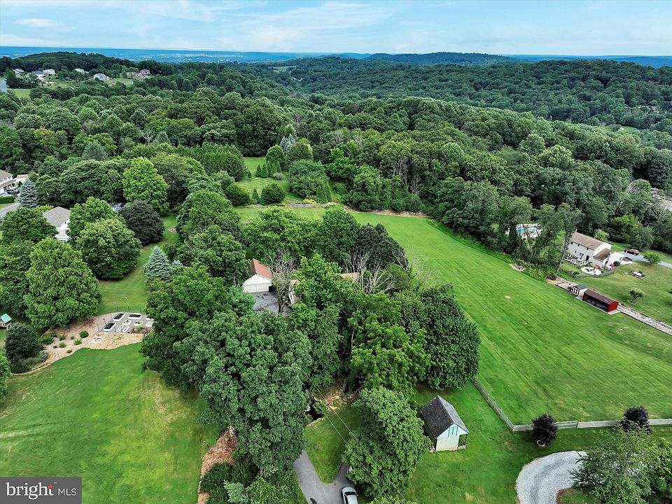 1163 Sportsman Rd, Robesonia, PA 19551 Zillow