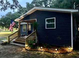 6610 Sanders St, Milton, FL 32570