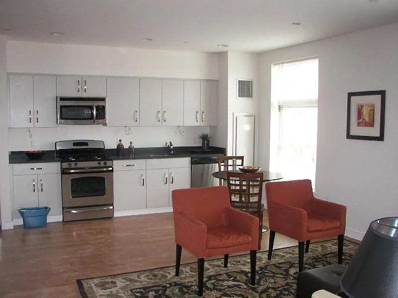 1 bed, $3,200 — Photo 4