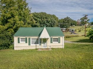 943 E Main Blvd, Church Hill, TN 37642