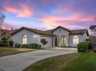 9809 Valerio Ct, Bakersfield, CA 93312