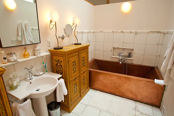 Sold by Bascom Real Estate | media 26