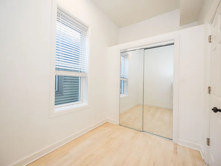 1247 N Cleaver St #1R — Photo 7