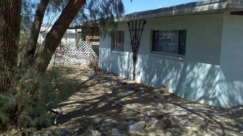 2nd image of 1166 Sierra Vista Ave