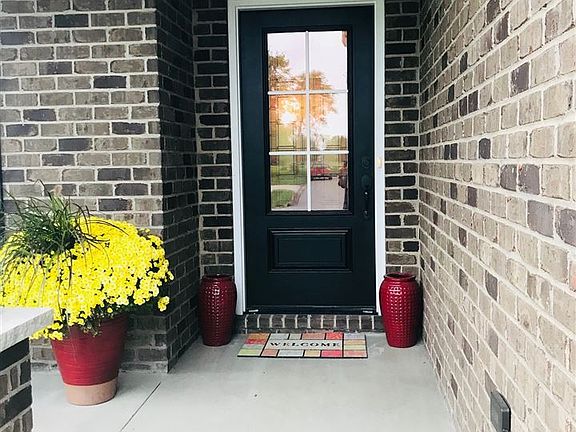 4th image of 266 Hayden Heady Cir