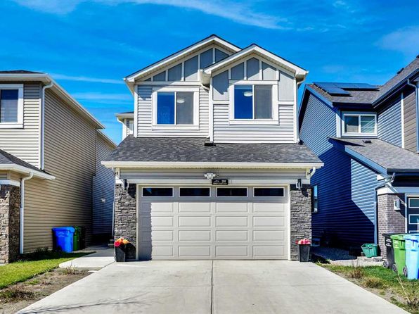 298 S Corner Meadows Way NE, Calgary, AB T3N 1Y4
