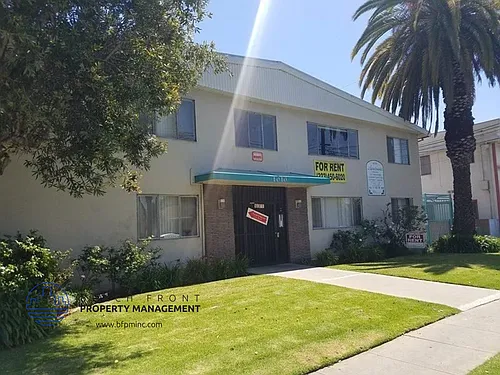 1010 Larch St. Photo 1
