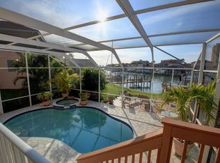 215 Sand Key Estates Dr, Clearwater, FL 33767