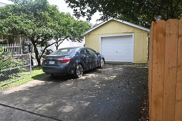 7329 Birch St — Photo 22