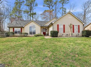 140 Chesterfield Ct, Fayetteville, GA 30214