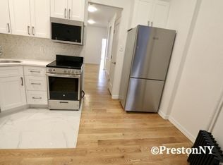 31 Bank St APT 3W, New York, NY 10014