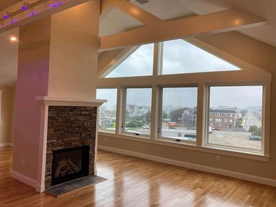 6 Mayflower Rd, Hull, MA, 02045