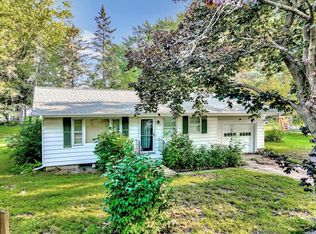 13190 Sylvan Ave, Lindstrom, MN 55045