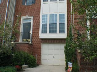 2016 Madrillon Springs Ct, Vienna, VA 22182