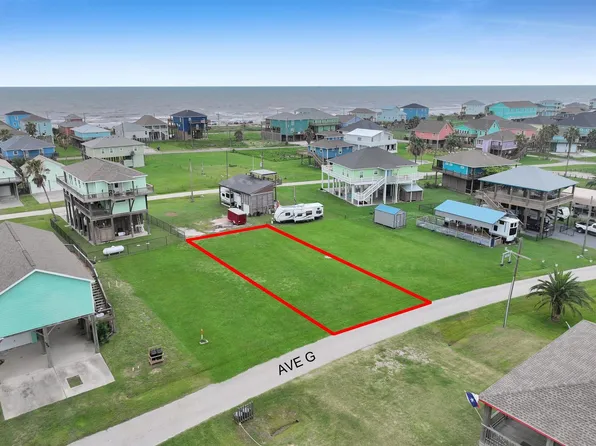 1964 Avenue G, Crystal Beach, TX 77650