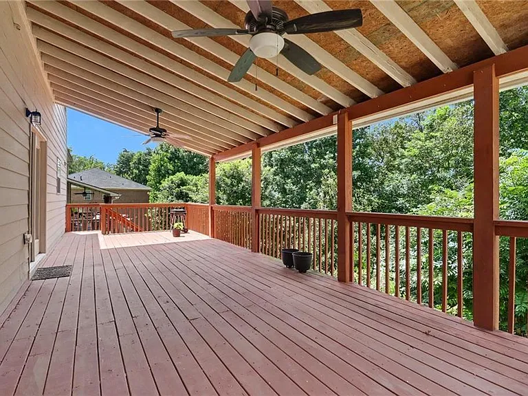 550 Nichols View Way — Photo 46