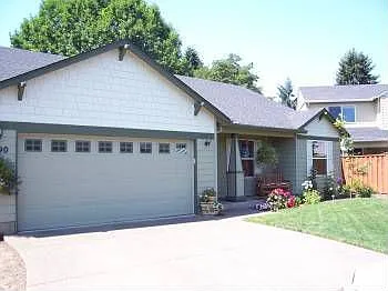 2490 Baines Blvd photo 1