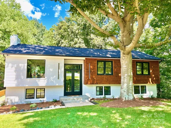 200 Kimrod Ln, Charlotte, NC 28270