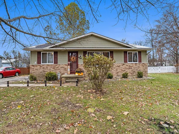 214 Murphy St, Linden, MI 48451