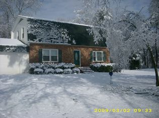 351 Riveroak Cir, Inman, SC 29349