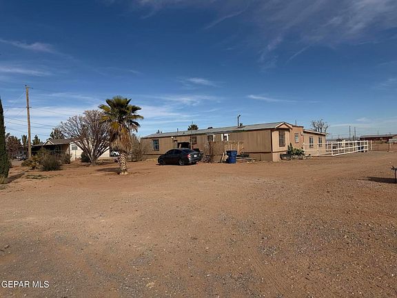 3rd image of 411 Dorado Ln