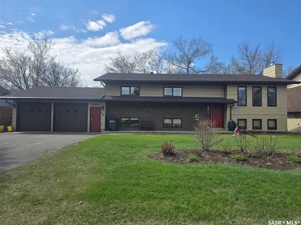 903 Assiniboia Avenue, Grenfell, SK S0G 2B0