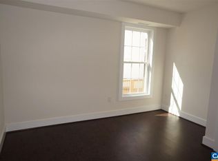 105 Lewis St, Charlottesville, VA 22903