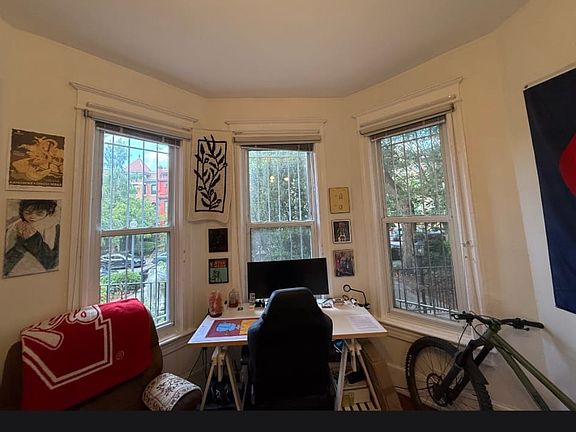 3rd image of 1932 Biltmore St NW