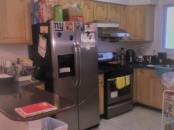 5th image of 138 W 58th St