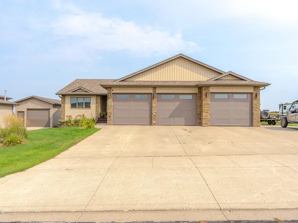6260 28th Ave SE, Bismarck, ND 58504