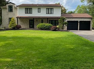 15 Westminster Dr, Montville, NJ
