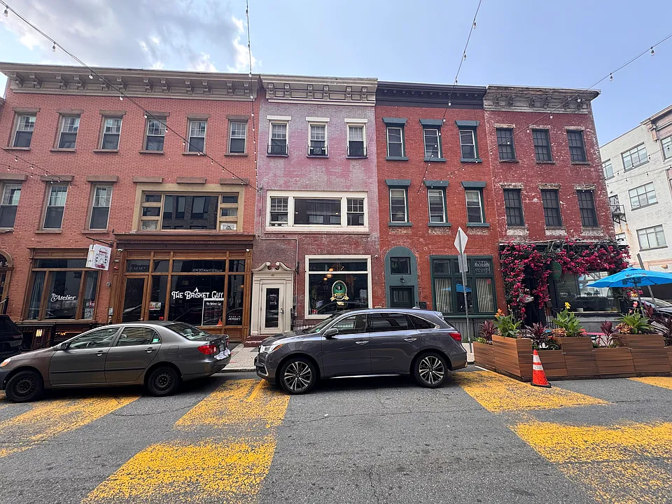 45 Halsey St