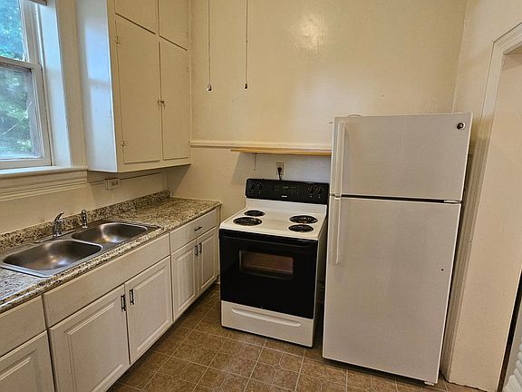 4th image of 42 Broadway APT 2