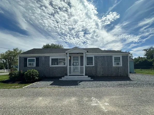30 Roosevelt Rd #1, Marshfield, MA 02050