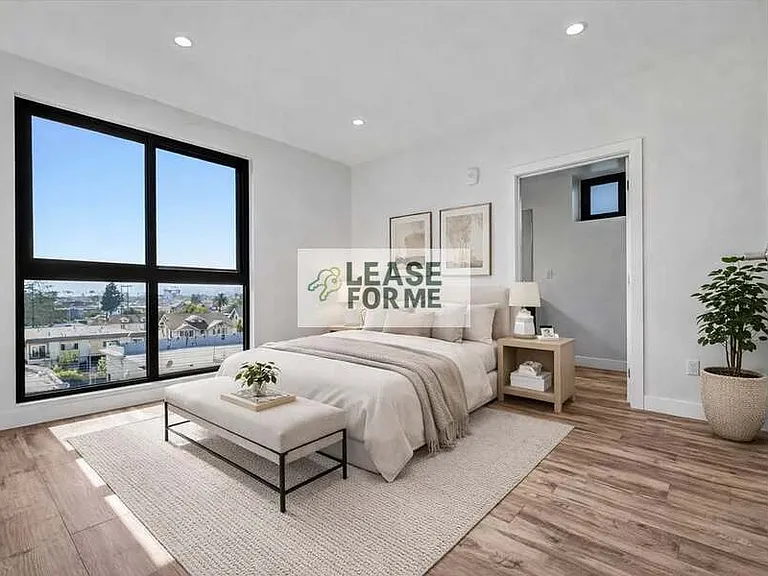 1538 S Wilton Pl #201 — Photo 3