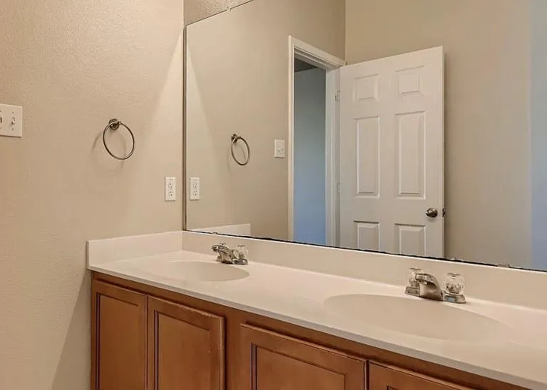 301 Comal Run — Photo 27