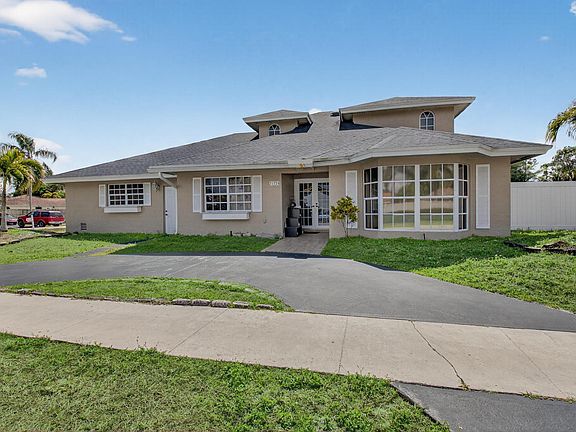 4th image of 21724 Little Bear Way