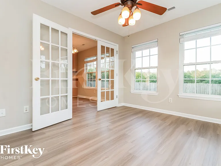 168 Jupiter Ln — Photo 11