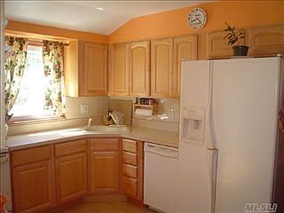 1st image of 12 Ledgewood Dr