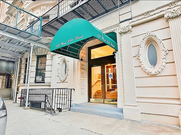 3rd image of 102 W 80th St APT 26
